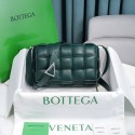 Top Quality The Chain Padded Cassette Shoulder Bag 