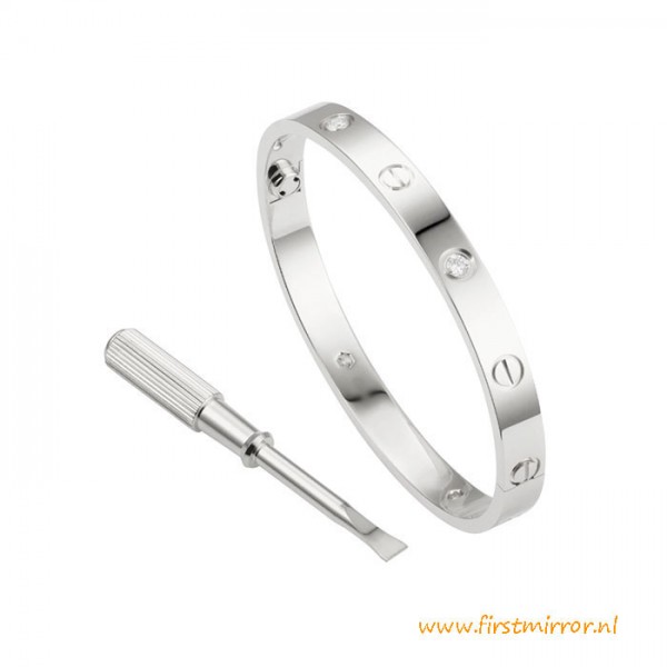 Top Quality Love Element Bracelet with Diamonds