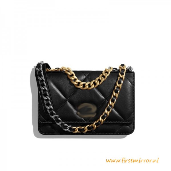 Top Quality 19 Wallet on Chain Lambskin Bag