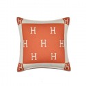 Top Quality H Design Pillows in Jacquard Woven Wool Cushion