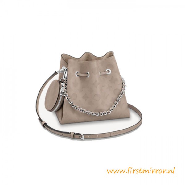 Top Quality Bella Bucket Bag in Mahina Calf Leather