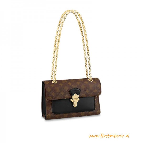 Top Quality Victoire Chain Leather Bag