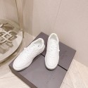 Top Quality Lace-up Sneakers Features Rockstud